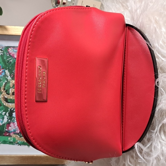 Salvatore Ferragamo for Turkish Airlines Business Class Toiletry Bag - Picture 1 of 12